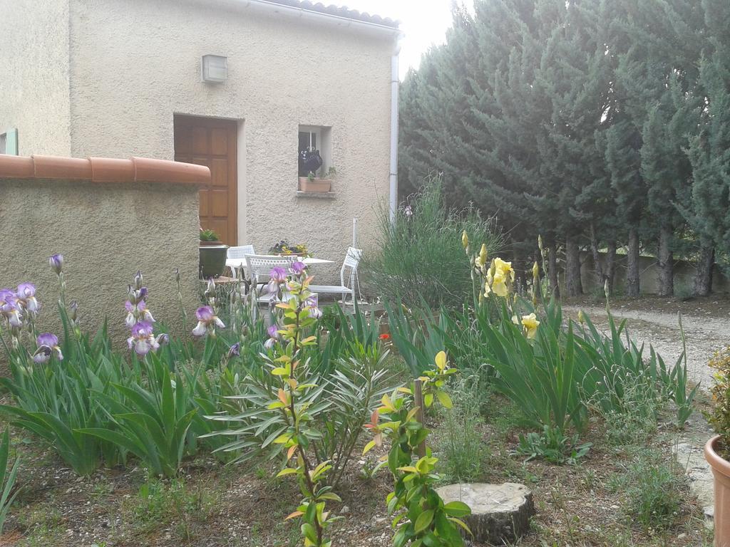 La Petite Maison De Marie Louise Lauris Exterior photo